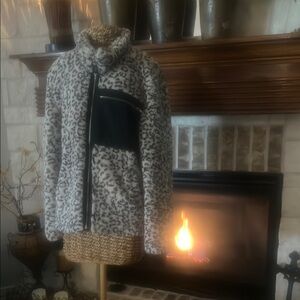 Leopard Print Women's Jacket with Black Accents